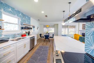 Luxury 4BR Oasis with Pool, Hot Tub & Game Room! - Cedar Park - 7