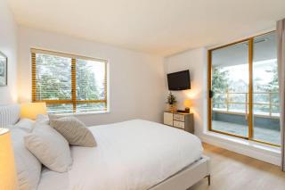 Renovated 2Bed-2Bath in Village with Pool, Hot Tub, and Sauna - 2