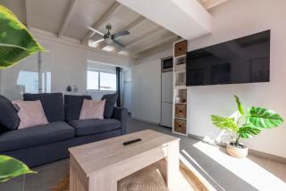 Cozy Studio for Solo Traveller or Young Couple with Stunning View to the Ocean - Corralejo - 5