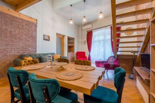 2BR Apartment in the Heart of Old Tbilisi - Tbilisi - 5