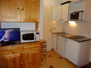 Appartement économique, ski aux pieds, animaux admis, parking, wifi - FR-1-178-85 - Les Menuires - 3