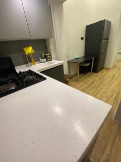 SUPER LOCATION Low-cost flat - 4