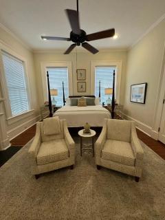 Captain Jacks Guest House - Brookhaven - 8