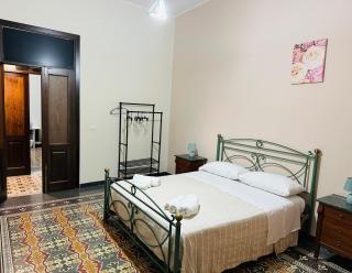 Maya Palace Real Rooms Palermo centre close to Cathedral - 8