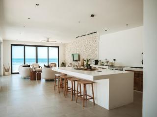 Villa Julia - Luxury Ocean Views in Zanzibar - Kibigija - 7