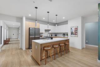 Luxury in The Gulch with Patio Pool Walk to Broadway - 4