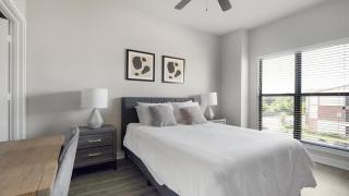 Landing at Falcon at Grand Harbor - 1 Bedroom in West Cypress - Katy - 8