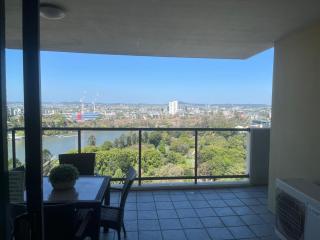 Urban CBD Elegance with River&Botanic Garden Views - Brisbane - 7