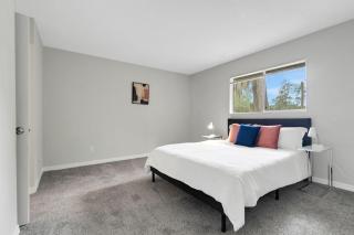 Sweetwater 9f I Beautiful 2bd Apt I Free Parking - Gainesville - 0