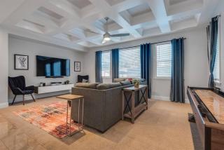 Carolina Blue Luxurious NV Retreat - 8