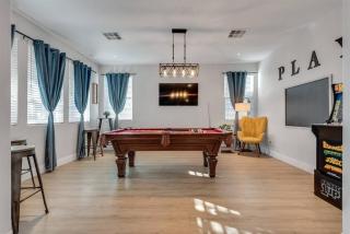 Carolina Blue Luxurious NV Retreat - 3