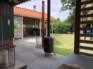 De Goudvink 7-persoons, overdekte hottub en loungebank, finse sauna, wifi, sunshower - Lievelde - 6