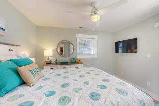 The Sand Dollar Cottage - 9