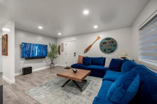 Contemporary Alaska 2-bedroom Apartment - Juneau - 7
