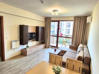 Attractive Apartment in Sunny Beach Cascadas Family Resort - 4