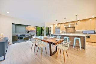 Sunny Shores - 2