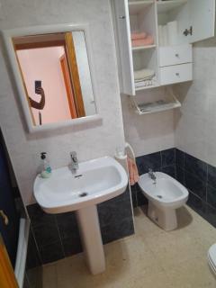 APARTAMENTO CON GRAN TERRAZA, PISCINA Y CON VISTAS AL MAR, A SOLO 50 m DE LA PLAYA - Daimús - 7