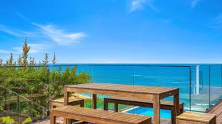 'Amazing 180 Degree Views' by HolidayCo - Killcare - 5