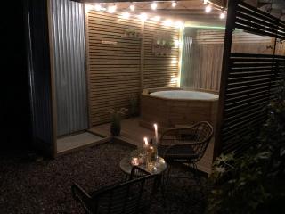 Shepherds Hut - 9