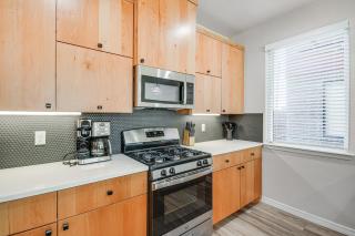 Pets Welcome Newly Built Abode in Canyon! - Canyon - 1