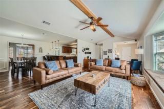 The Cedar House - Cedar Creek - 1