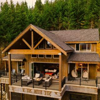 Dreamy Views, Pool Access, Game Room, Fire Pit - Ronald - 0