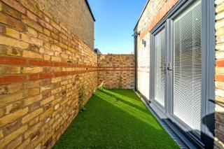 Amazing Bright 1bed flat - 1