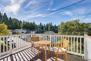 Home with 2 Decks - 2 Mi to Lake Gregory Dog Park! - Crestline - 9