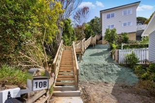 Stunning view, privacy, close to ferry & brand-new - Wellington - 7