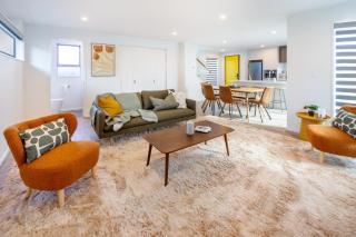 Modern 6BD Homes Carpark Avebury Park Avon River - Christchurch - 7