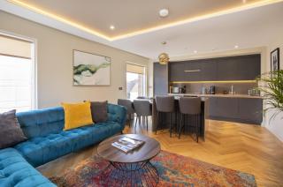 York Central No 1, within the city walls, free parking - 7