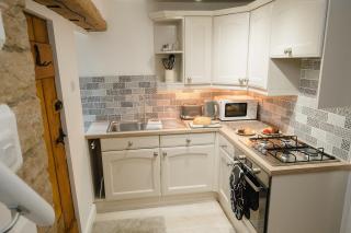 Swan House - Huddersfield - 5