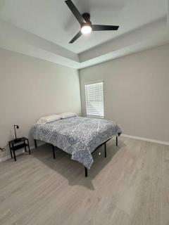 Welcome to Launchpad Living! - Brownsville - 4