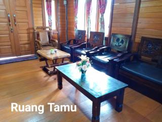 Pairi's Family Homestay - Rantepao - 1
