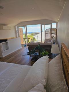 By The Seaside - Mornington - 5