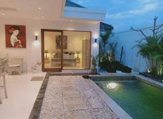 Villa umara 2 kerobokan close to seminyak - Seminyak - 2