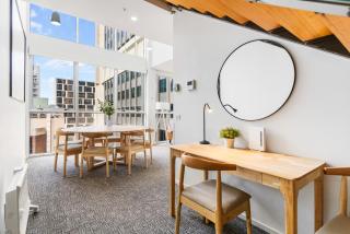 Spectacular William St Apartment - Sleeps 12 - 1