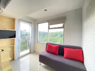 Comfortable 2BR Apartment AC in Living Room at The Jarrdin Cihampelas By Travelio - 3