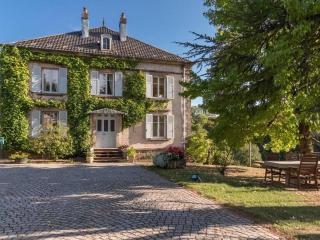 Manoir de Charme avec Piscine Couverte et WiFi dans les Vosges du Sud - FR-1-583-36 - Fougerolles - 0