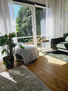 By The Seaside - Mornington - 4