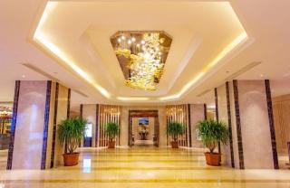 Sanya Yuexin Tomorrow Hotel - 1