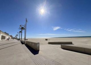 A 50 metros de la playa parking privado - Sant Salvador - 0