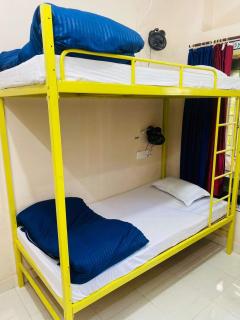 HOTEL HANUMAN GHAT On LAKE PICHOLA - 1