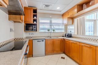 Spacious 3BDR Apartment in Marina with Office - Dubái - 7