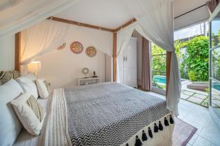 Villa Tara by Villa Finder - Seminyak - 5