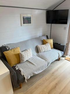 Pod at Lonan drive - 2