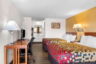 Econo Lodge - Miles City - 4