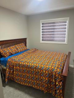 3 Bedroom House in NW Calgary - 2