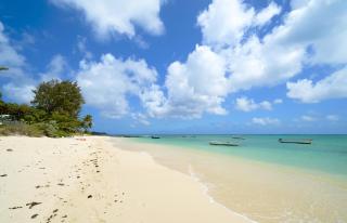 Pointe aux Canonniers Beach Luxury Apartment - 6