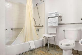 Econo Lodge - Miles City - 1